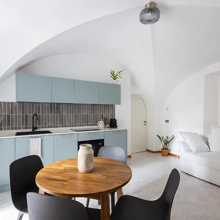 Bordiland 7 * Bordighera